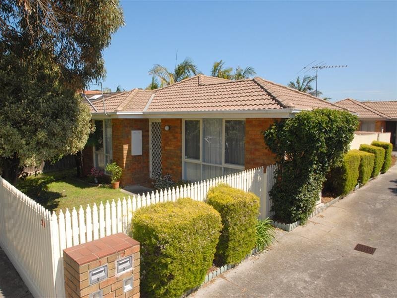1/21 Helm Street, Aspendale VIC 3195