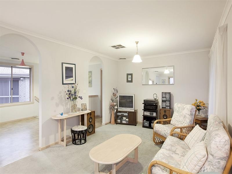 1/12 Newington Parade, Chelsea VIC 3196
