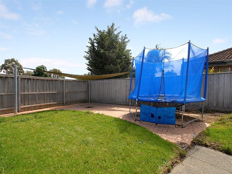 1 Adelong Court, Patterson Lakes VIC 3197