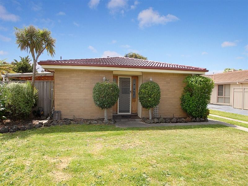 1 Adelong Court, Patterson Lakes VIC 3197