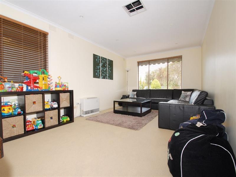 9 Tyabb Grove, Aspendale VIC 3195