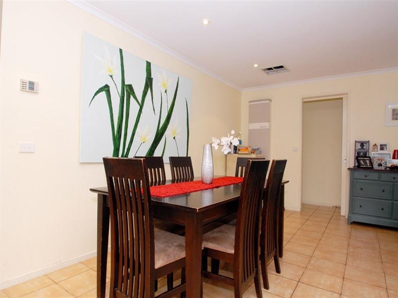 9 Tyabb Grove, Aspendale VIC 3195