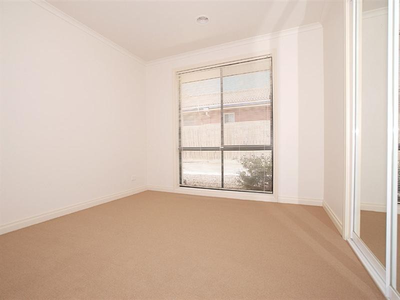 2/16 True Avenue, Carrum VIC 3197