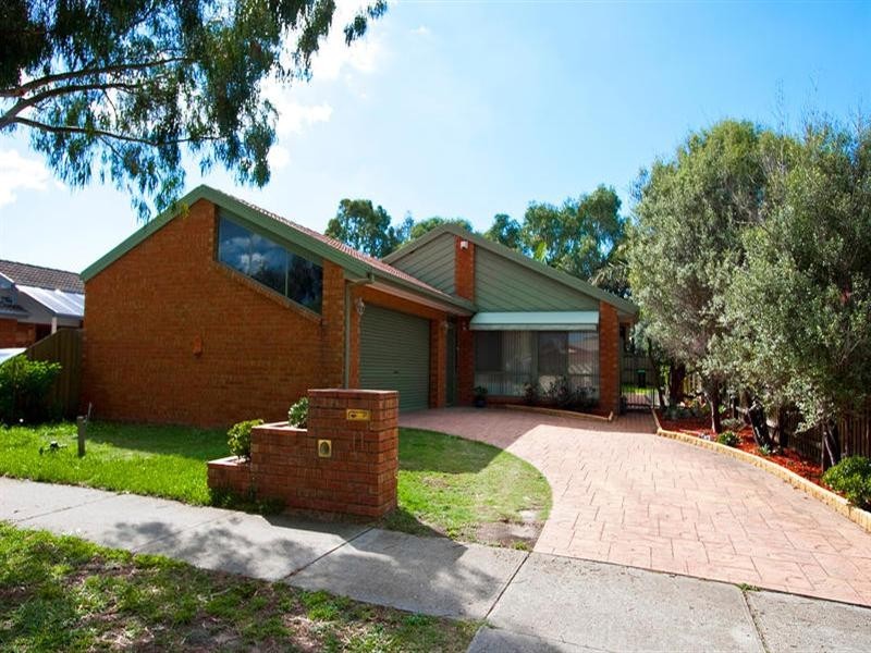 11 Wildoer Drive, Aspendale Gardens VIC 3195