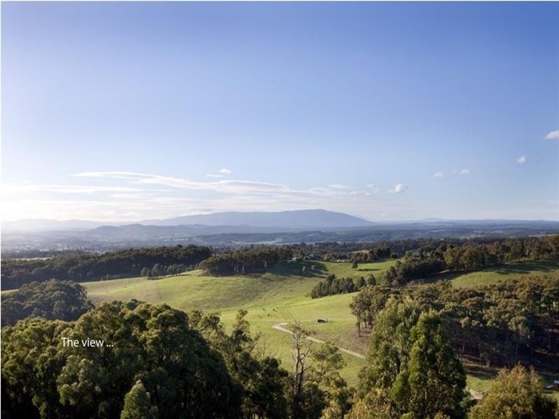 180 Pearces Track, Hernes Oak VIC 3825