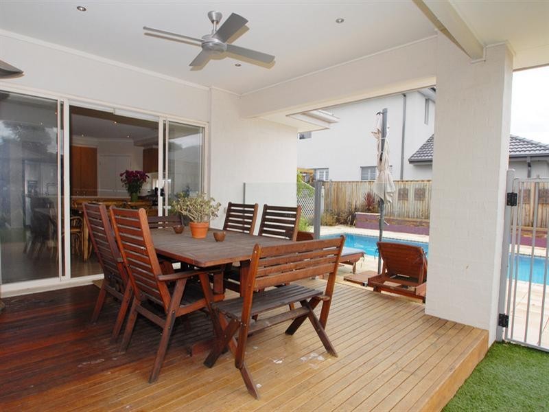 5 Observation Court, Waterways VIC 3195