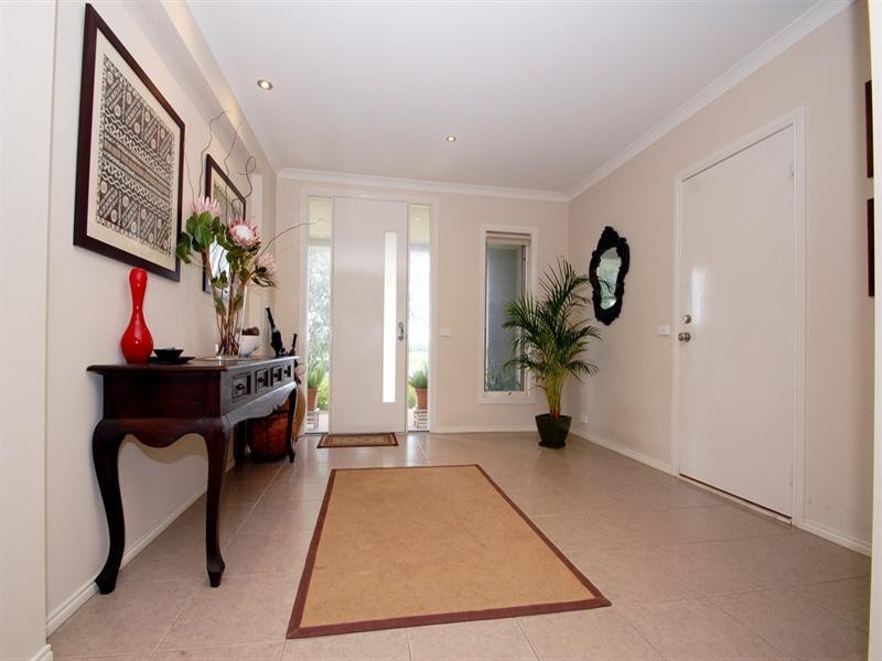 5 Observation Court, Waterways VIC 3195