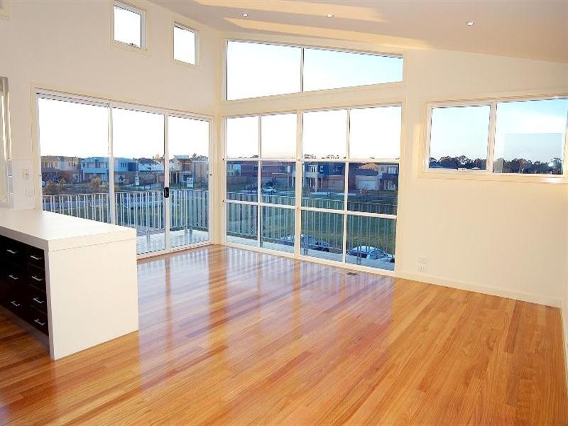 10 Bamber Close, Mordialloc VIC 3195