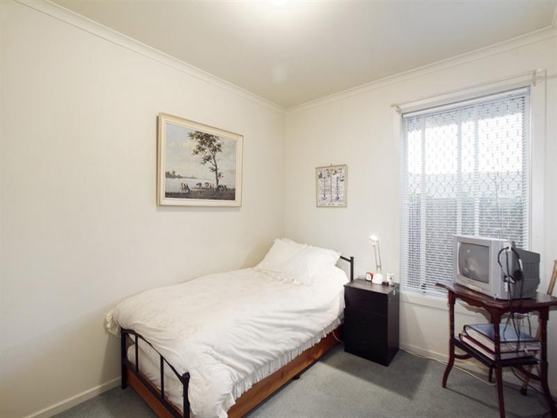 2/76 Keith Street, Parkdale VIC 3195