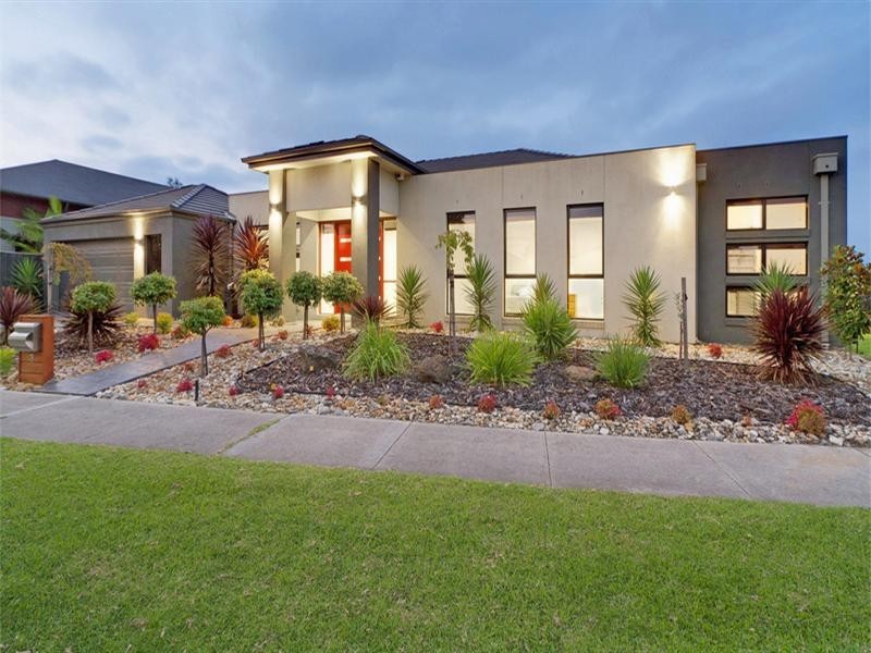 3 Island Point Avenue, Waterways VIC 3195