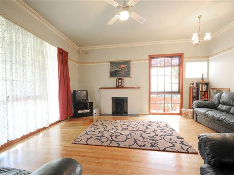 9 Kingston Street, Mordialloc VIC 3195