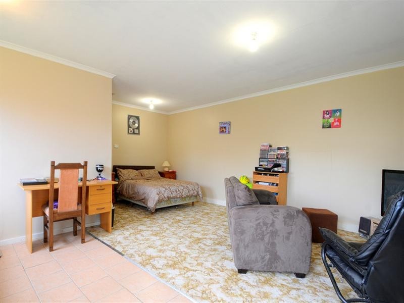 3 Hooker Avenue, Springvale VIC 3171