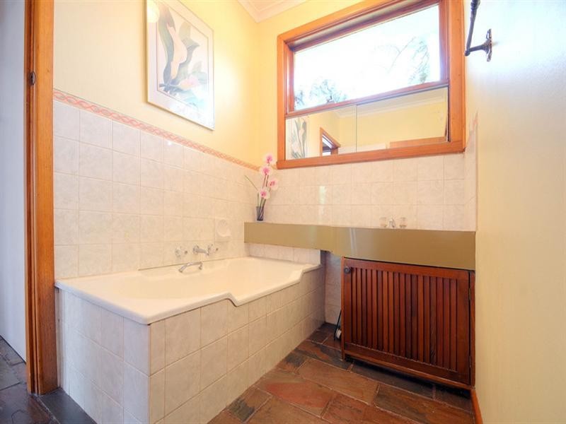 34 Albany Crescent, Aspendale VIC 3195