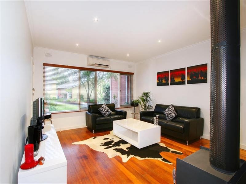 8/1-3 James Street, Mordialloc VIC 3195