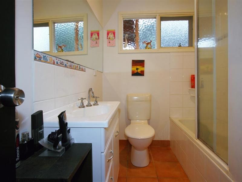 8/1-3 James Street, Mordialloc VIC 3195