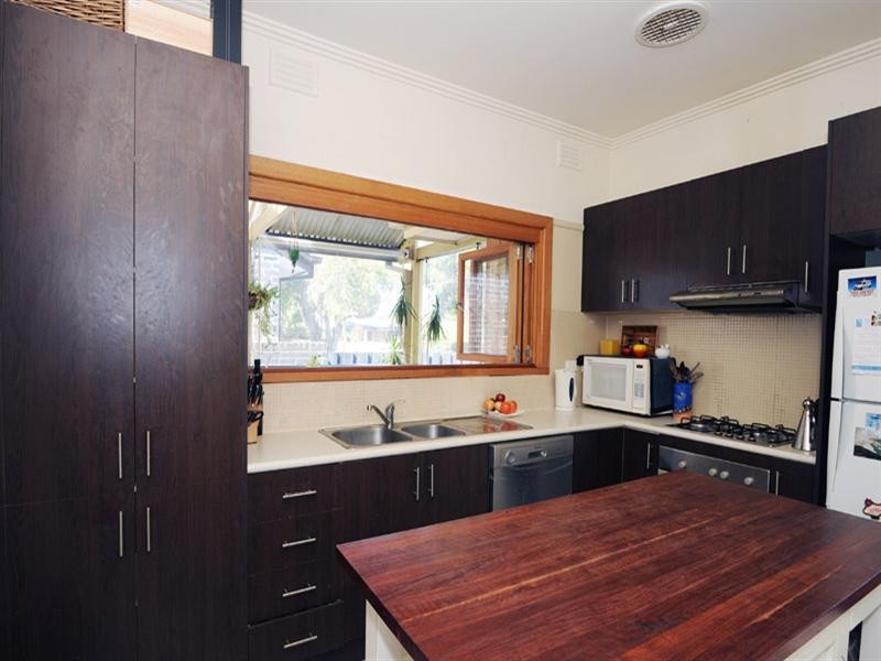 32 Chute Street, Mordialloc VIC 3195