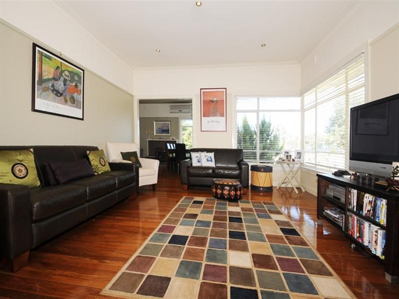 32 Chute Street, Mordialloc VIC 3195