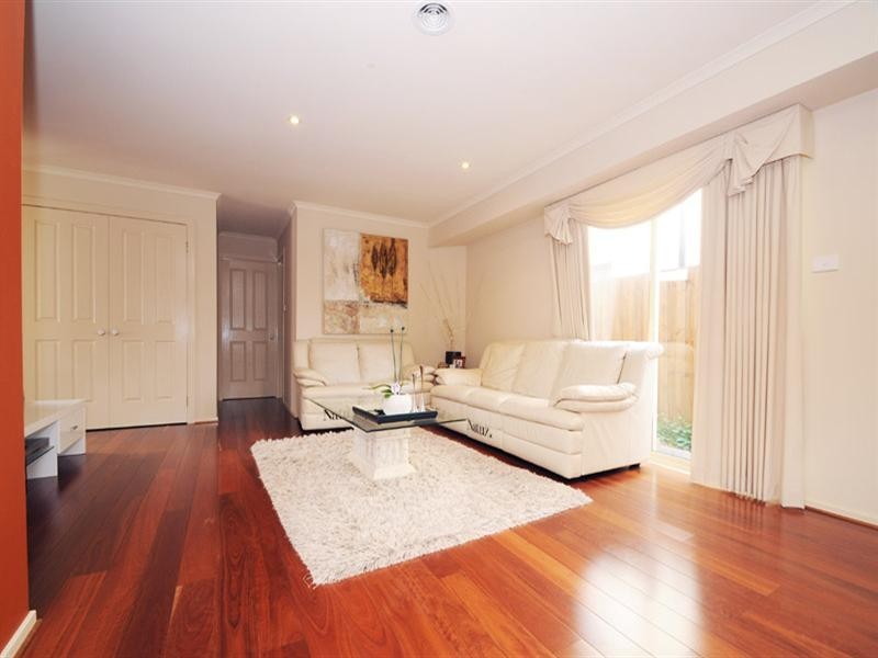 17 Treeby Boulevard, Mordialloc VIC 3195