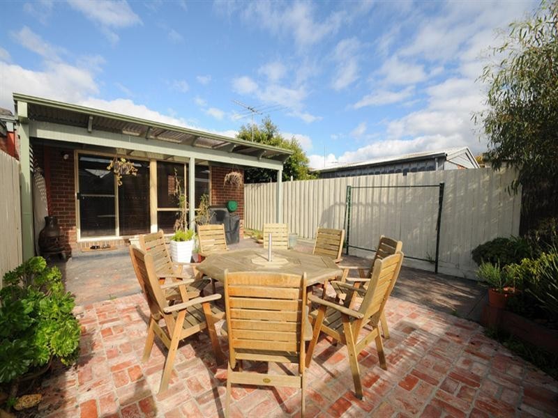 1/5 First Avenue, Aspendale VIC 3195