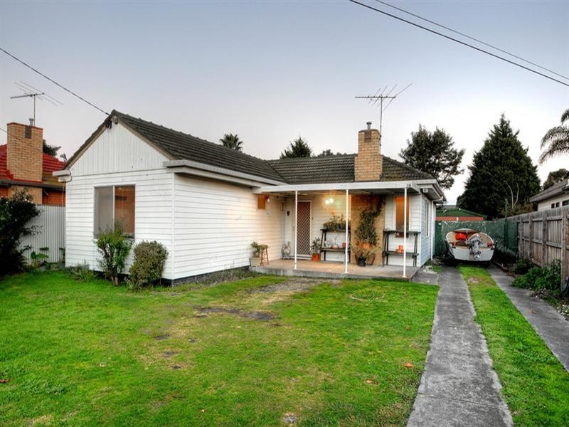 38 Ella Grove, Chelsea VIC 3196