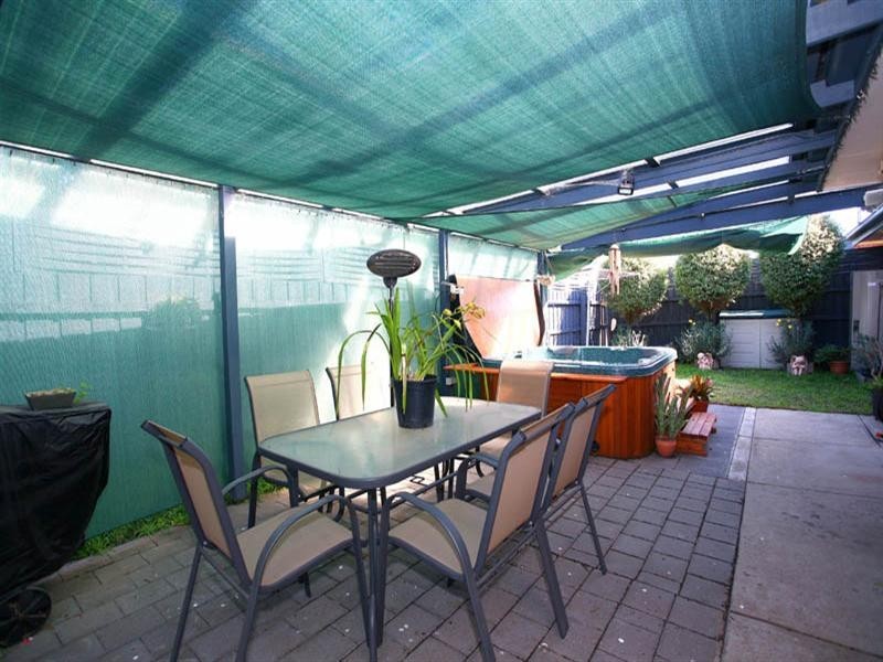 6 Parkside Boulevard, Carrum VIC 3197