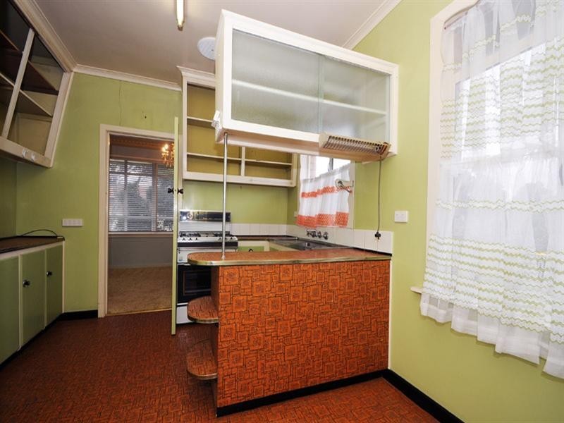 49 McSwain Street, Parkdale VIC 3195