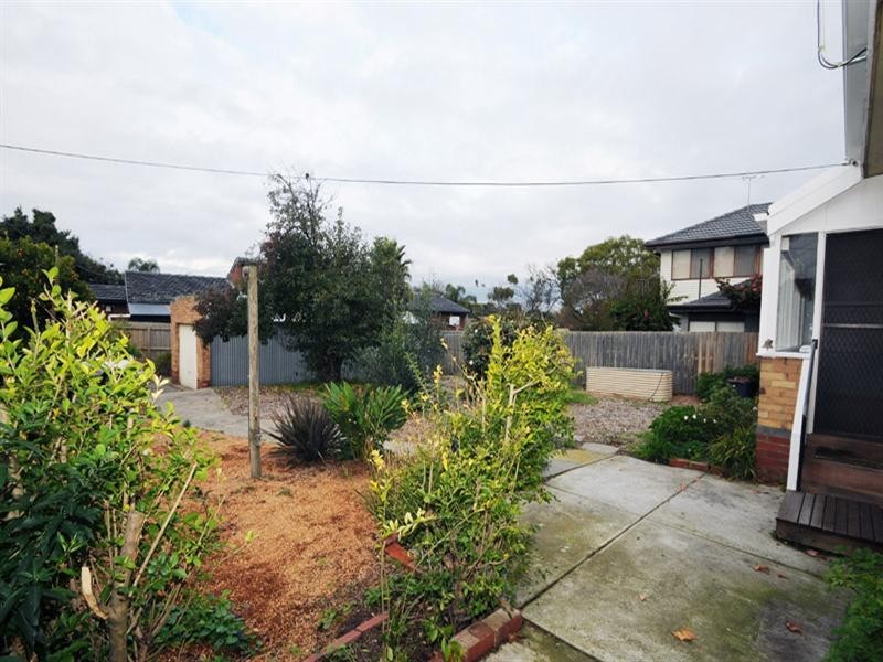 49 McSwain Street, Parkdale VIC 3195