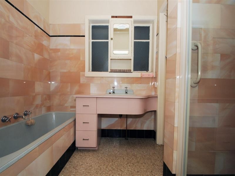 49 McSwain Street, Parkdale VIC 3195