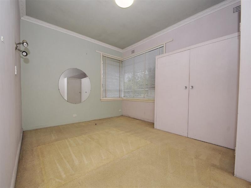 49 McSwain Street, Parkdale VIC 3195