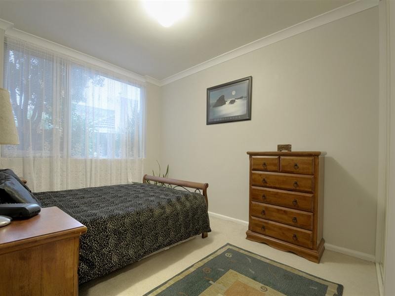 2/44 Cedric Street, Mordialloc VIC 3195