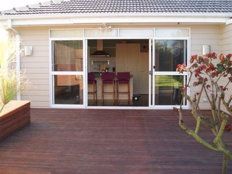 92 Rae Avenue, Edithvale VIC 3196