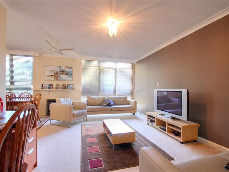 2 Emanuel Drive, Seaford VIC 3198