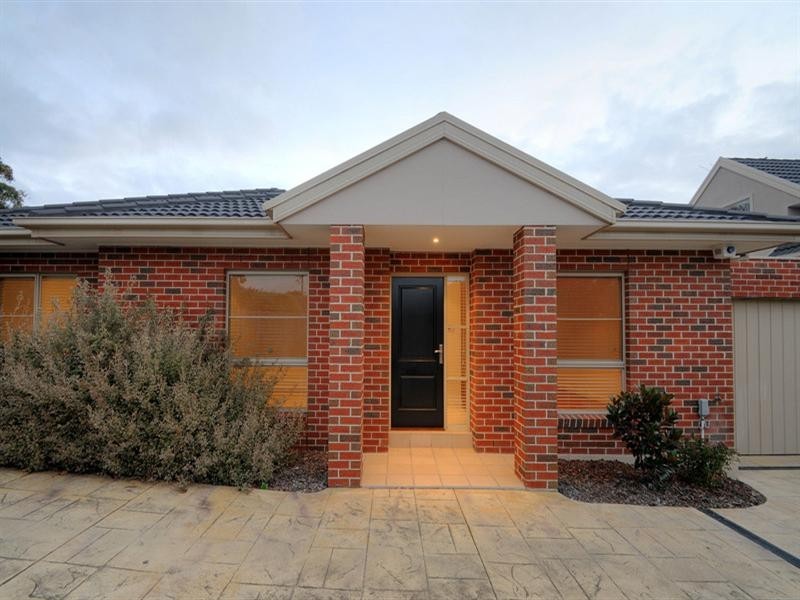 2/18 Crown Avenue, Mordialloc VIC 3195