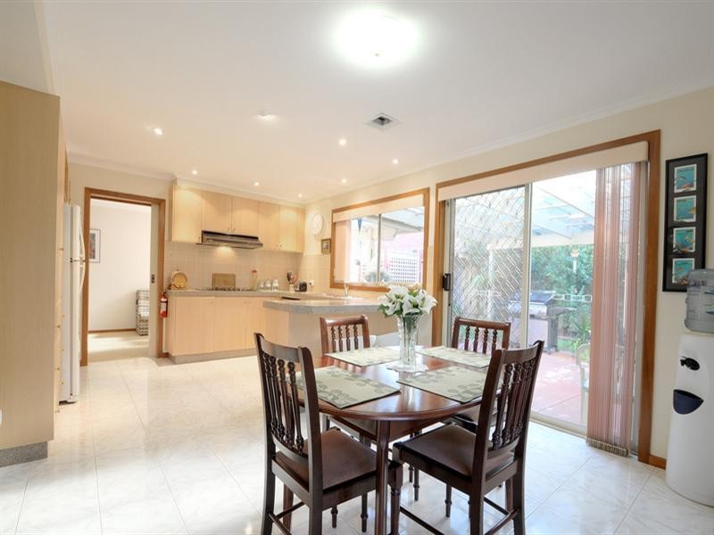 17 Dawson Court, Aspendale Gardens VIC 3195