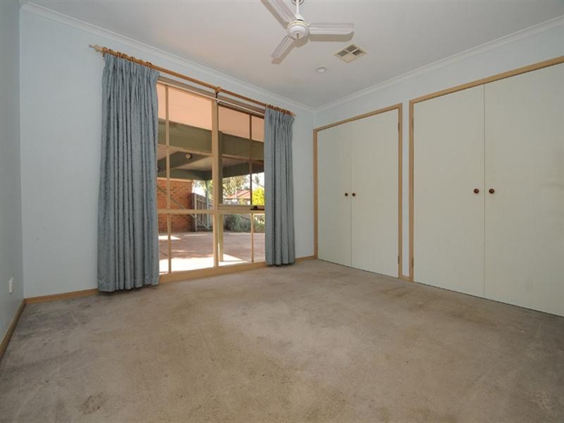 10 Llewellyn Avenue, Aspendale Gardens VIC 3195