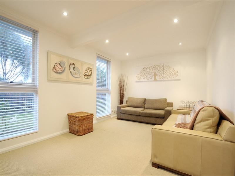 1/205 Station Street, Edithvale VIC 3196