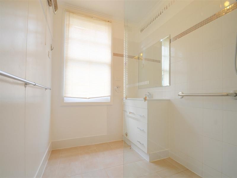 2 Bertram Street, Mordialloc VIC 3195