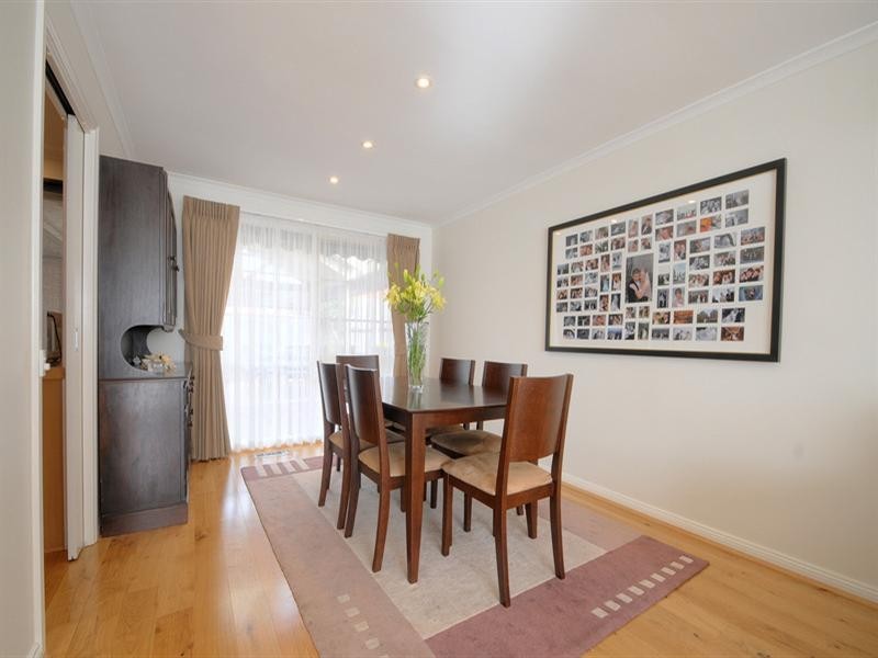 2/32 Albenca Street, Mentone VIC 3194