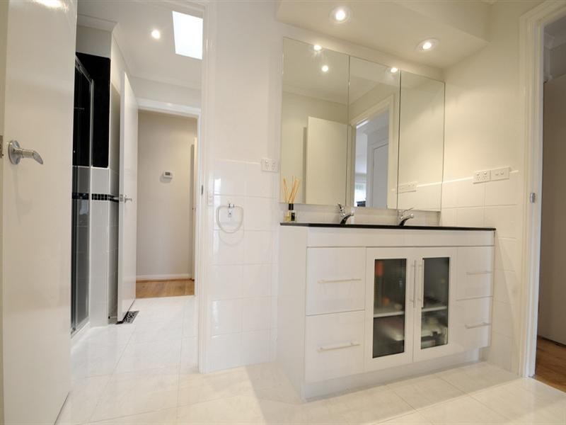 2/32 Albenca Street, Mentone VIC 3194