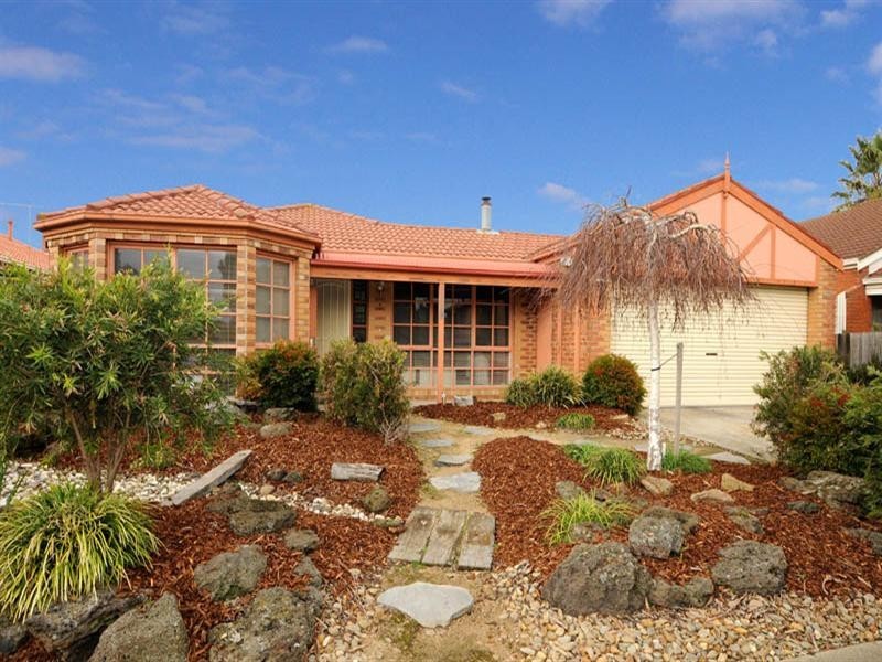 5 Nurten Parade, Aspendale Gardens VIC 3195