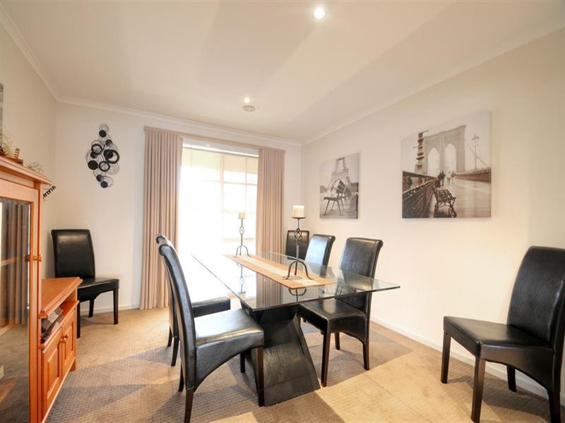 56 Milroy Crescent, Seaford VIC 3198