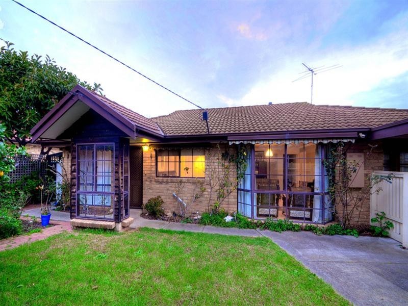 2/78 Warren Road, Mordialloc VIC 3195