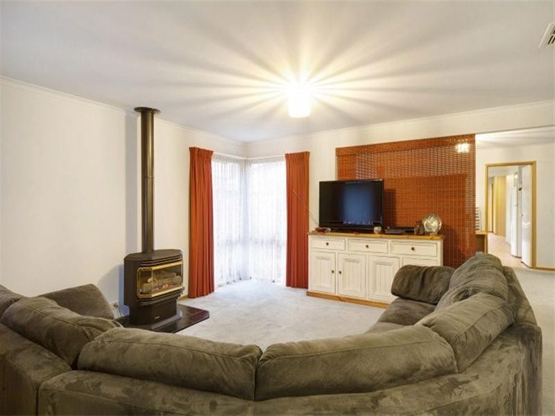 20 Jacqueline Drive, Aspendale Gardens VIC 3195