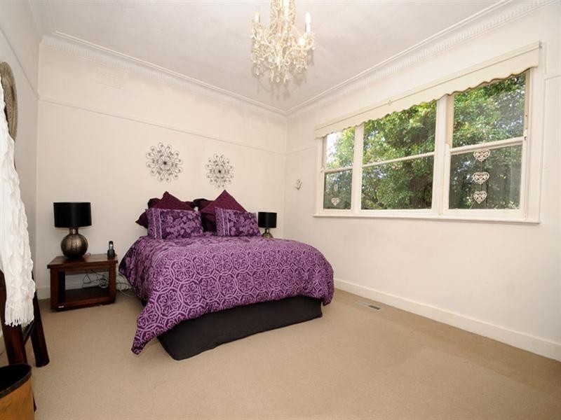 4 Haig Avenue, Edithvale VIC 3196