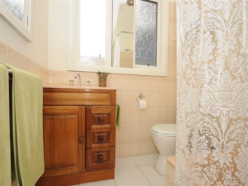 4 Haig Avenue, Edithvale VIC 3196