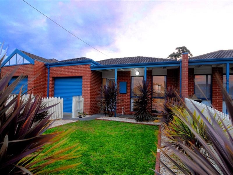 2/22 Parsons Street, Mordialloc VIC 3195