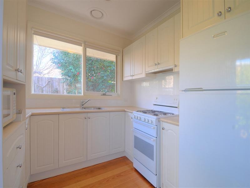 11/6 Robertson Parade, Aspendale VIC 3195