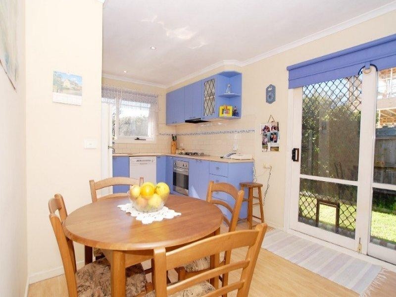 1/82 Albert Street, Mordialloc VIC 3195