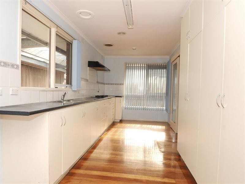 18 Turramurra Drive, Keysborough VIC 3173