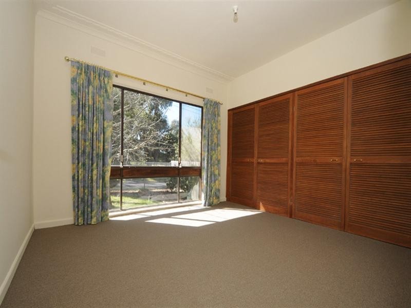 33 Bradshaw Street, Mordialloc VIC 3195